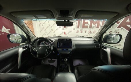 Toyota Land Cruiser Prado 150 рестайлинг 2, 2021 год, 7 150 000 рублей, 24 фотография