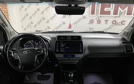 Toyota Land Cruiser Prado 150 рестайлинг 2, 2021 год, 7 150 000 рублей, 25 фотография