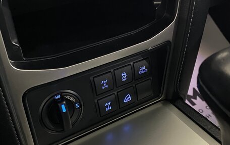 Toyota Land Cruiser Prado 150 рестайлинг 2, 2021 год, 7 150 000 рублей, 34 фотография