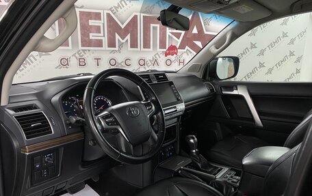 Toyota Land Cruiser Prado 150 рестайлинг 2, 2021 год, 7 150 000 рублей, 27 фотография