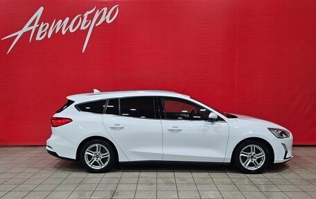 Ford Focus IV, 2018 год, 1 100 000 рублей, 6 фотография