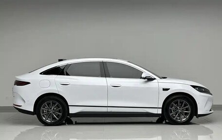 BYD Qin, 2026 год, 1 840 000 рублей, 4 фотография