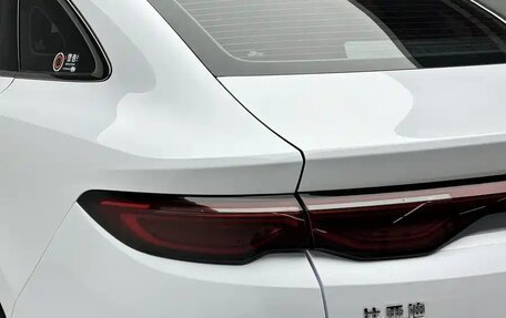 BYD Qin, 2026 год, 1 840 000 рублей, 17 фотография