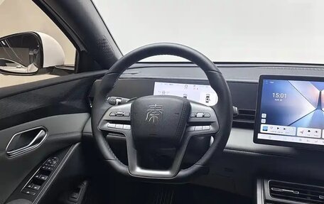 BYD Qin, 2026 год, 1 840 000 рублей, 11 фотография