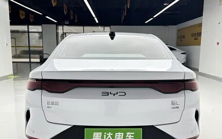 BYD Qin, 2026 год, 1 840 000 рублей, 6 фотография