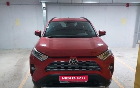 Toyota RAV4, 2021 год, 4 290 000 рублей, 1 фотография