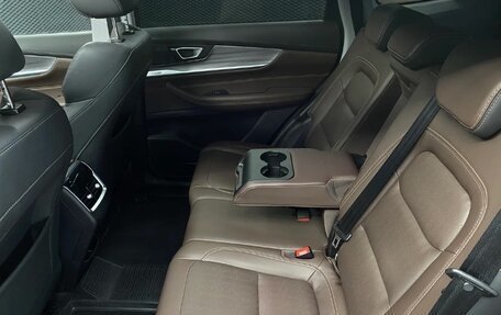 Chery Tiggo 8 Pro, 2022 год, 1 900 000 рублей, 6 фотография