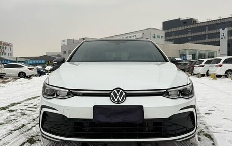 Volkswagen Golf VIII, 2022 год, 1 607 000 рублей, 2 фотография
