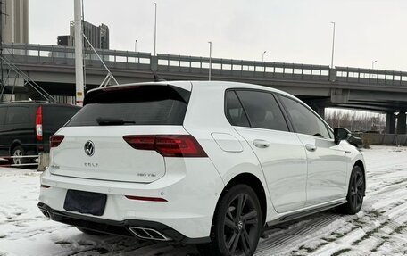 Volkswagen Golf VIII, 2022 год, 1 607 000 рублей, 3 фотография