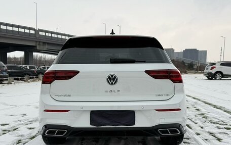 Volkswagen Golf VIII, 2022 год, 1 607 000 рублей, 4 фотография