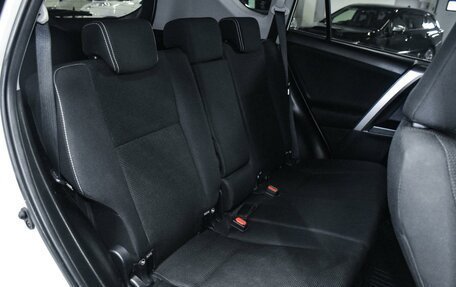 Toyota RAV4, 2016 год, 2 399 000 рублей, 7 фотография