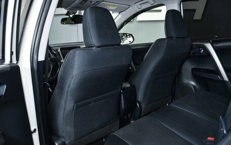 Toyota RAV4, 2016 год, 2 399 000 рублей, 10 фотография