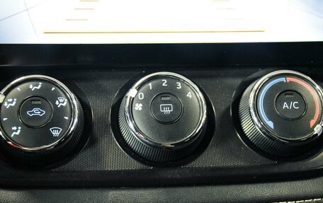 Toyota RAV4, 2016 год, 2 399 000 рублей, 17 фотография