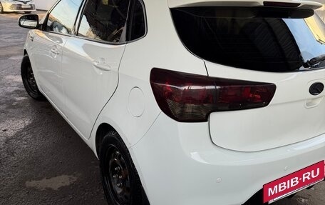 KIA Rio III рестайлинг, 2015 год, 1 099 000 рублей, 9 фотография