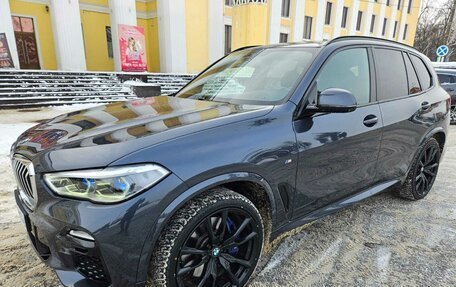 BMW X5, 2019 год, 5 400 000 рублей, 2 фотография