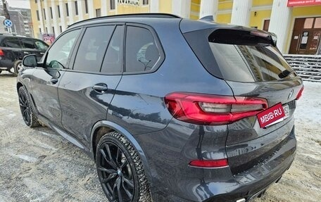 BMW X5, 2019 год, 5 400 000 рублей, 4 фотография