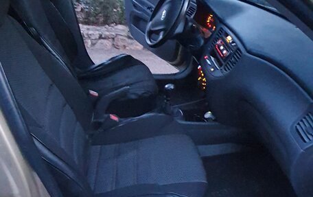 KIA Rio II, 2008 год, 650 000 рублей, 12 фотография