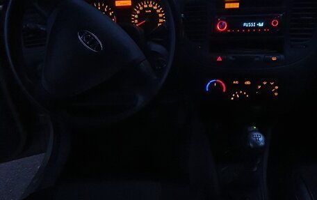 KIA Rio II, 2008 год, 650 000 рублей, 10 фотография