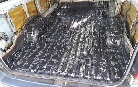 Toyota HiAce, 1998 год, 950 000 рублей, 10 фотография