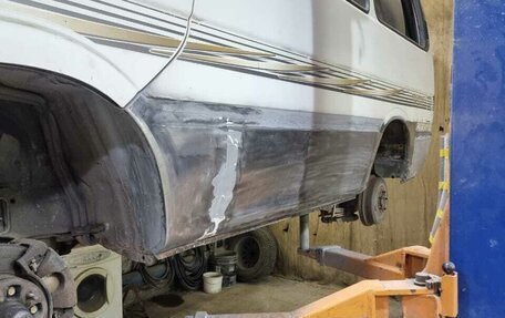 Toyota HiAce, 1998 год, 950 000 рублей, 25 фотография