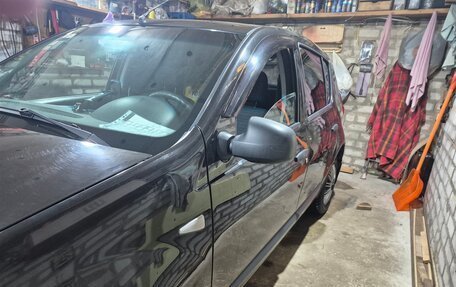 Renault Sandero I, 2010 год, 550 000 рублей, 3 фотография