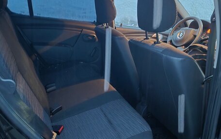 Renault Sandero I, 2010 год, 550 000 рублей, 32 фотография