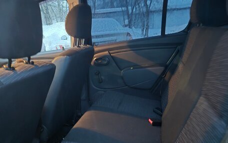 Renault Sandero I, 2010 год, 550 000 рублей, 27 фотография