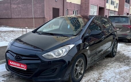 Hyundai i30 II рестайлинг, 2012 год, 850 000 рублей, 1 фотография