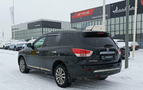 Nissan Pathfinder, 2015 год, 1 900 000 рублей, 8 фотография