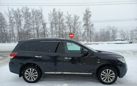 Nissan Pathfinder, 2015 год, 1 900 000 рублей, 5 фотография