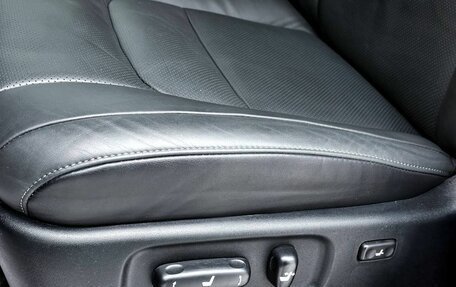 Toyota Land Cruiser 200, 2019 год, 9 550 000 рублей, 12 фотография