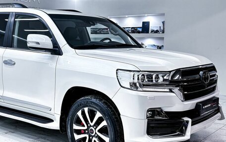 Toyota Land Cruiser 200, 2019 год, 9 550 000 рублей, 3 фотография