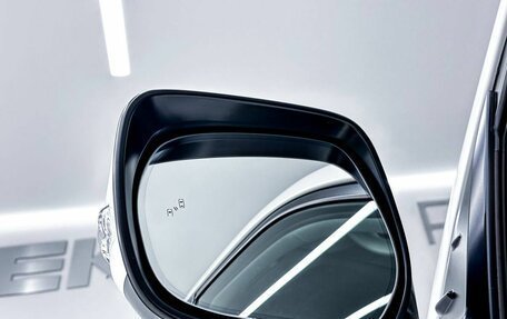 Toyota Land Cruiser 200, 2019 год, 9 550 000 рублей, 8 фотография