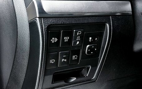 Toyota Land Cruiser 200, 2019 год, 9 550 000 рублей, 13 фотография