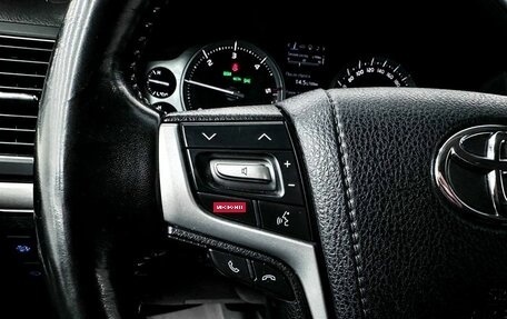 Toyota Land Cruiser 200, 2019 год, 9 550 000 рублей, 15 фотография