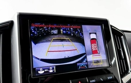 Toyota Land Cruiser 200, 2019 год, 9 550 000 рублей, 22 фотография