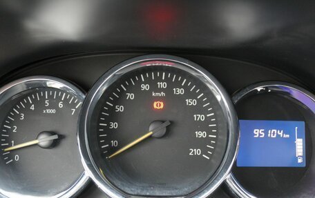 Renault Duster I рестайлинг, 2016 год, 1 250 000 рублей, 8 фотография