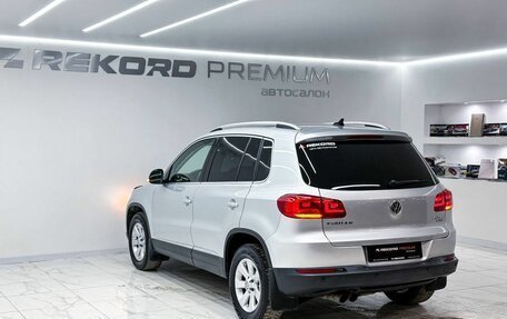 Volkswagen Tiguan I, 2012 год, 1 488 600 рублей, 23 фотография