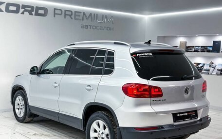 Volkswagen Tiguan I, 2012 год, 1 488 600 рублей, 22 фотография