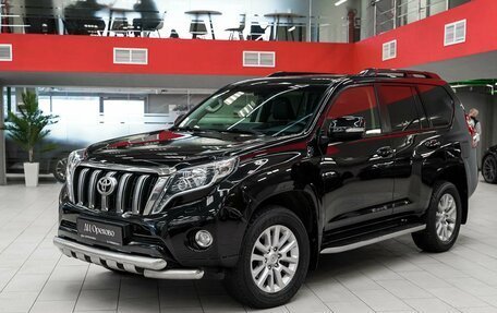 Toyota Land Cruiser Prado 150 рестайлинг 2, 2015 год, 3 490 000 рублей, 5 фотография