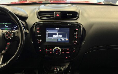 KIA Soul II рестайлинг, 2017 год, 1 199 000 рублей, 11 фотография