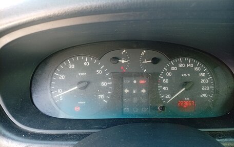 Renault Megane II, 2001 год, 210 000 рублей, 11 фотография