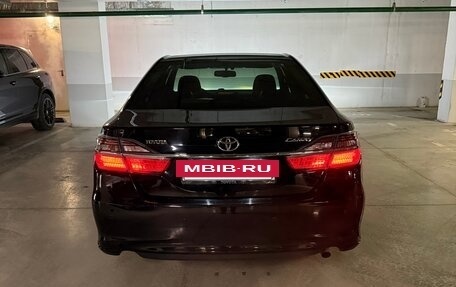 Toyota Camry, 2015 год, 1 850 000 рублей, 4 фотография