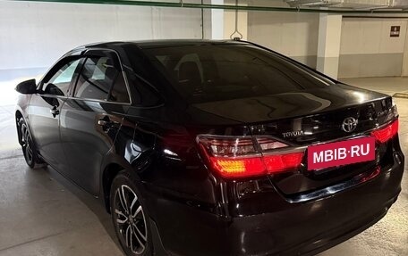 Toyota Camry, 2015 год, 1 850 000 рублей, 2 фотография
