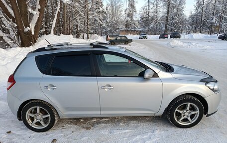 KIA cee'd I рестайлинг, 2011 год, 750 000 рублей, 3 фотография