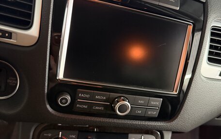 Volkswagen Touareg III, 2013 год, 1 900 000 рублей, 11 фотография