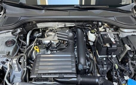 Volkswagen Golf VIII, 2022 год, 1 660 000 рублей, 7 фотография