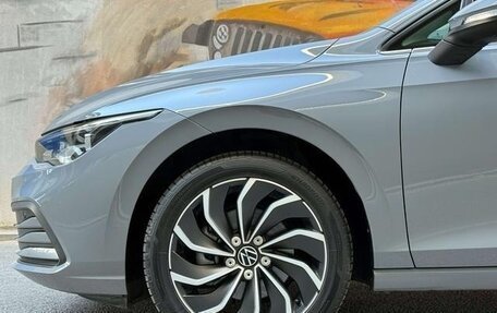 Volkswagen Golf VIII, 2022 год, 1 660 000 рублей, 6 фотография