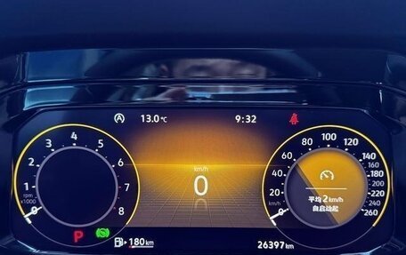 Volkswagen Golf VIII, 2022 год, 1 660 000 рублей, 13 фотография