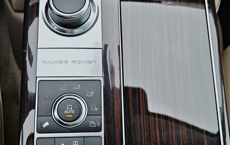 Land Rover Range Rover IV рестайлинг, 2015 год, 3 141 000 рублей, 15 фотография